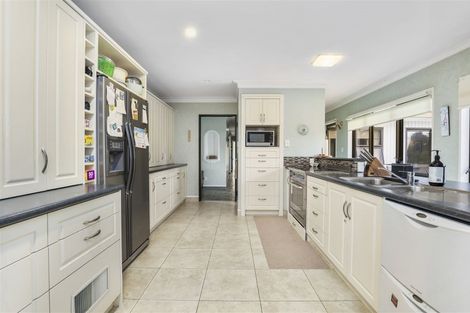 Photo of property in 65 Chedworth Avenue, Chedworth, Hamilton, 3210