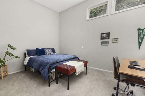 Photo of property in 31 Winchester Street, Kaiwharawhara, Wellington, 6035