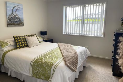 Photo of property in 36 Plover Street, One Tree Point, 0118