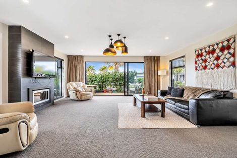 Photo of property in 70 Palm Springs Boulevard, Papamoa Beach, Papamoa, 3118