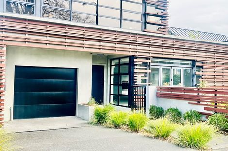 Photo of property in 323 Cambridge Terrace, Christchurch Central, Christchurch, 8013