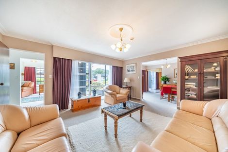Photo of property in 11 Observatory Close, Whitby, Porirua, 5024