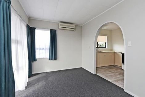 Photo of property in 7/501 Eastbourne Street East, Hastings, 4122