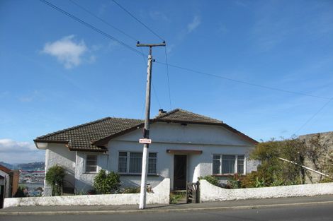 Photo of property in 63 Easther Crescent, Kew, Dunedin, 9012