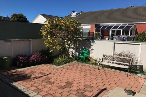 Photo of property in 20e Oxford Street, South Dunedin, Dunedin, 9012
