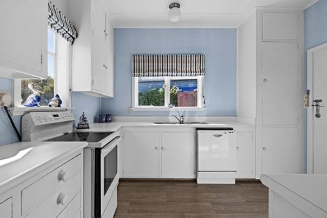 Photo of property in 4 Delhi Road, Hospital Hill, Napier, 4110