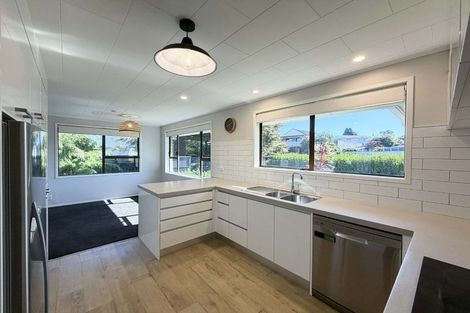 Photo of property in 15 Lantana Avenue, Bell Block, New Plymouth, 4312