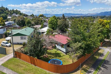 Photo of property in 2 Bay Grove, Pukehangi, Rotorua, 3015
