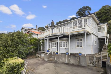 Photo of property in 72 Maida Vale Road, Roseneath, Wellington, 6011