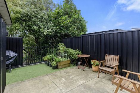 Photo of property in 13 Te Ara O Paetutu, Petone, Lower Hutt, 5012