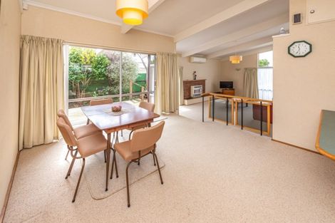 Photo of property in 4 Exeter Crescent, Springvale, Whanganui, 4501