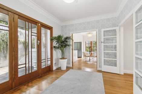 Photo of property in 32 Cecil Road, Wadestown, Wellington, 6012