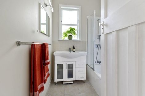 Photo of property in 24 Kano Street, Karori, Wellington, 6012