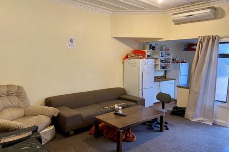 Photo of property in 33 Clyde Street, Roseneath, Port Chalmers, 9023