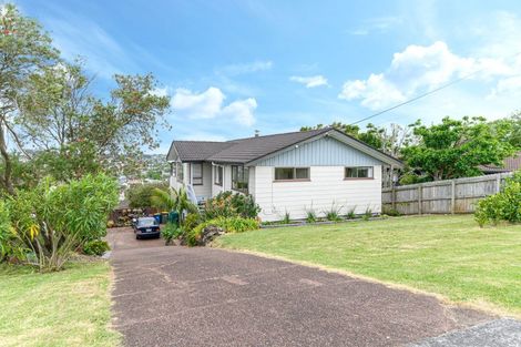 Photo of property in 59 Sunset Road, Totara Vale, Auckland, 0632