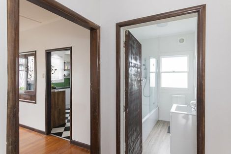 Photo of property in 37 Muir Street, Te Hapara, Gisborne, 4010