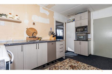 Photo of property in 56 Rhodes Street, Waimate, 7924