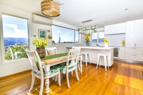 Photo of property in 21 Terrace Street, Nevis, Cromwell, 9384