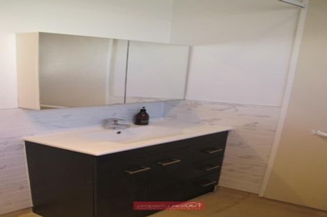 Photo of property in 1 Burgess Street, Green Island, Dunedin, 9018