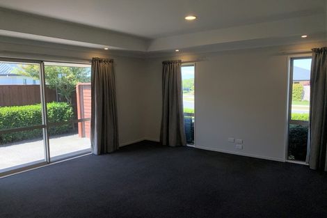 Photo of property in 16 Rossall Crescent, Rolleston, 7615