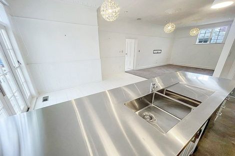 Photo of property in 9 Calgarry Avenue, Thorndon, Wellington, 6011