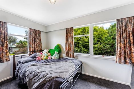 Photo of property in 1 Ruapae Grove, Trentham, Upper Hutt, 5018