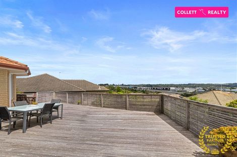 Photo of property in 39 Bluebird Crescent, Unsworth Heights, Auckland, 0632