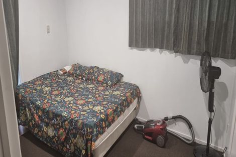 Photo of property in 17 Glengowan Place, Conifer Grove, Takanini, 2112