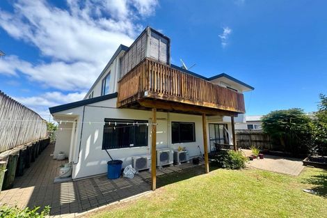 Photo of property in 24a Reeves Road, Pakuranga, Auckland, 2010