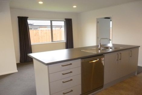 Photo of property in 15 Rossall Crescent, Rolleston, 7615