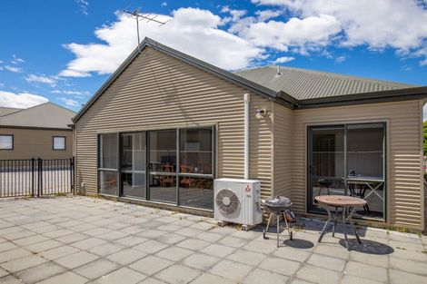 Photo of property in 8a Mckellar Court, Cromwell, 9310