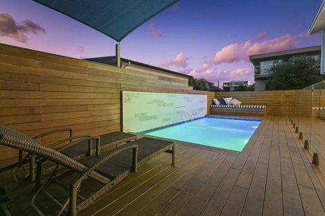 Photo of property in 10a Marama Street, Castor Bay, Auckland, 0620