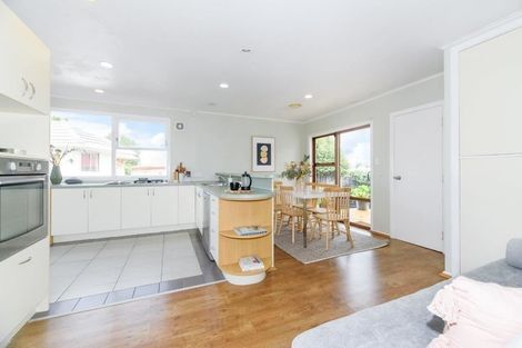Photo of property in 13 Roby Street, Te Atatu Peninsula, Auckland, 0610