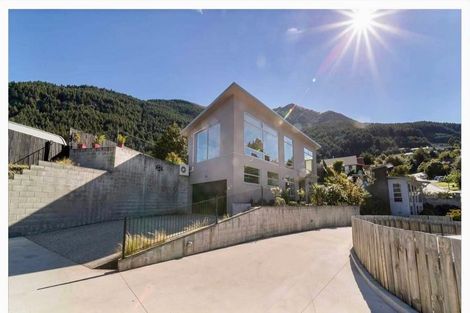 Photo of property in 234 Fernhill Road, Sunshine Bay, Queenstown, 9300
