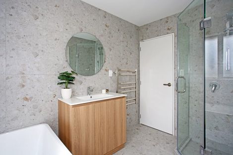 Photo of property in 75 Beatty Road, Pukekohe, 2120