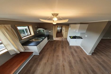 Photo of property in 4 Crescent Court, Melville, Hamilton, 3206