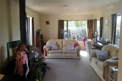 Photo of property in 57 Staveley Street, Avonhead, Christchurch, 8042