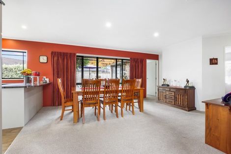 Photo of property in 83 Wiltshire Drive, Huntington, Hamilton, 3210