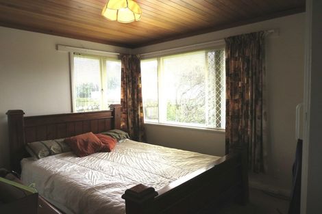 Photo of property in 1/20 Bridge Avenue, Te Atatu South, Auckland, 0610