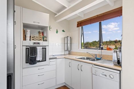 Photo of property in 128 Bream Bay Drive, Ruakaka, 0116