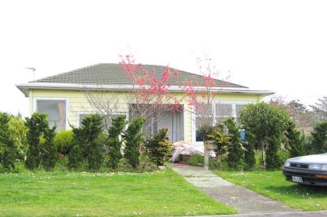 Photo of property in 2 Richmond Street, Inglewood, 4330