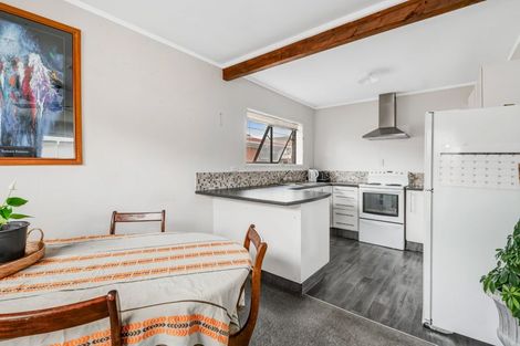 Photo of property in 1/140 Parkhurst Road, Parakai, 0830