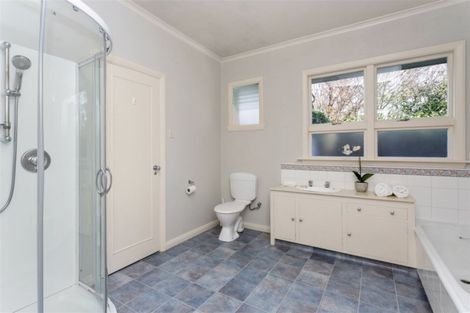 Photo of property in 184a Fendalton Road, Fendalton, Christchurch, 8052