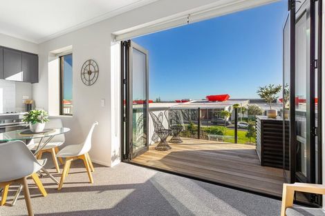 Photo of property in 6/17 Uku Lane, Hobsonville, Auckland, 0616