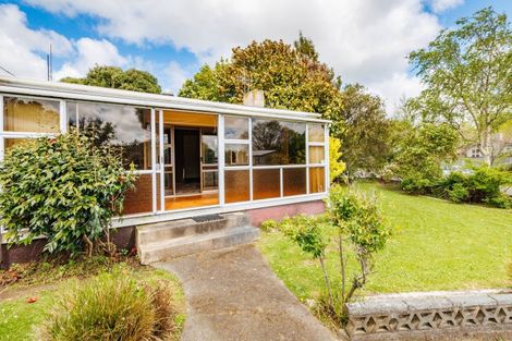 Photo of property in 53 Ruamahanga Crescent, Terrace End, Palmerston North, 4410