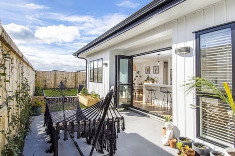 Photo of property in 30 Awatira Drive, Papamoa Beach, Papamoa, 3118