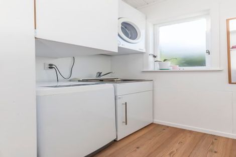 Photo of property in 39 Dundas Street, Seatoun, Wellington, 6022