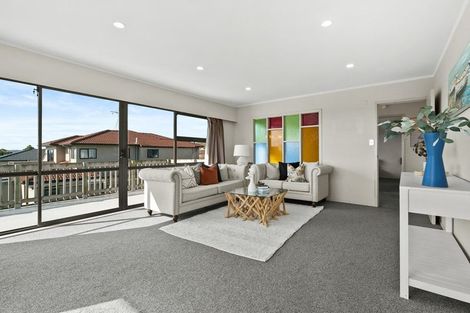 Photo of property in 2/22 Diorella Drive, Clover Park, Auckland, 2019