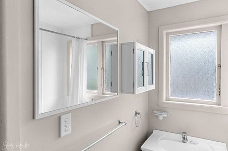 Photo of property in 2081 Paparoa Valley Road, Paparoa, 0571