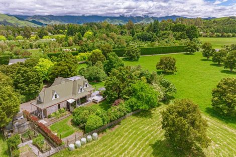 Photo of property in 31 Tararua Drive, Upper Plain, Masterton, 5888